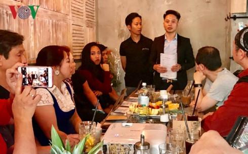 Xúc động nỗi nhớ nguồn cội của thế hệ người Việt sinh ra trên đất Đức - 0 Xúc động nỗi nhớ nguồn cội của thế hệ người Việt sinh ra trên đất Đức - 0