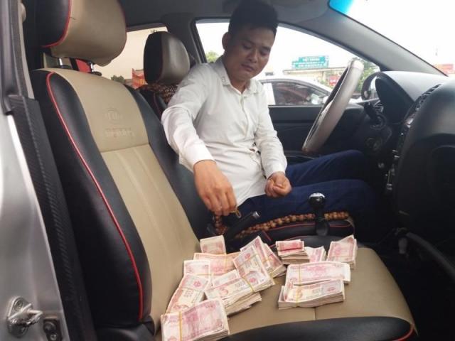 Tài xế trả tiền lẻ bị công an Hưng Yên triệu tập nói gì? - 0 Tài xế trả tiền lẻ bị công an Hưng Yên triệu tập nói gì? - 0