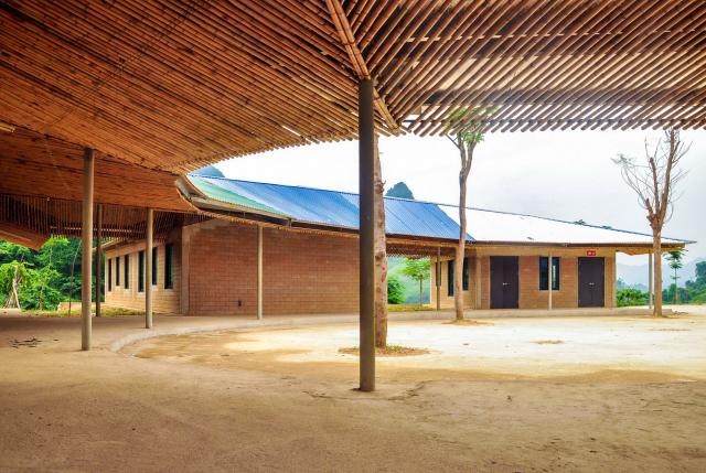 Không cần ngàn tỷ, GS Ngô Bảo Châu đã biến Ngôi trường ọp ẹp thành Bông hoa giữa núi rừng - 10 Không cần ngàn tỷ, GS Ngô Bảo Châu đã biến Ngôi trường ọp ẹp thành Bông hoa giữa núi rừng - 10