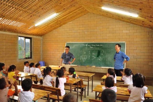 Không cần ngàn tỷ, GS Ngô Bảo Châu đã biến Ngôi trường ọp ẹp thành Bông hoa giữa núi rừng - 14 Không cần ngàn tỷ, GS Ngô Bảo Châu đã biến Ngôi trường ọp ẹp thành Bông hoa giữa núi rừng - 14