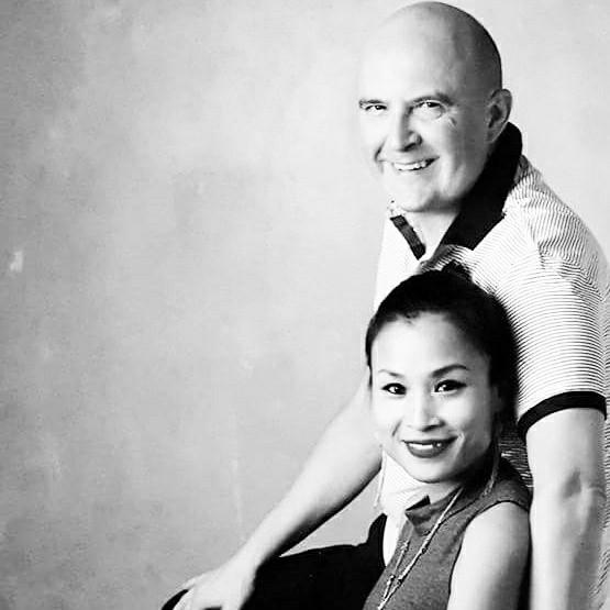 Chuyện vợ Việt - chồng Tây: Lấy chồng không phải để ăn bám - 1 Chuyện vợ Việt - chồng Tây: Lấy chồng không phải để ăn bám - 1