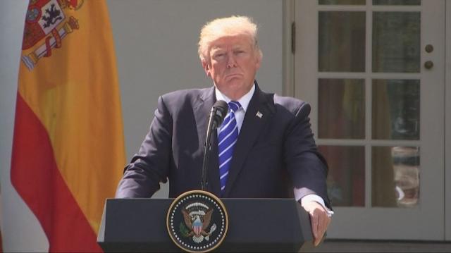 Trump: Mỹ sẵn sàng sử dụng sức mạnh hủy diệt lên Triều Tiên - 0