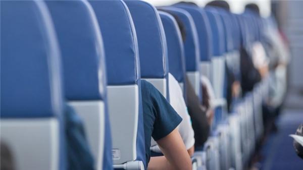 Không phải ai cũng biết những nguyên tắc này khi ngồi trên máy bay - 6 Không phải ai cũng biết những nguyên tắc này khi ngồi trên máy bay - 6