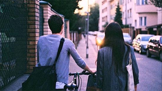 Có tuổi rồi mới hiểu: Yêu hay không chỉ là chuyện nhỏ, sống với nhau không mệt mỏi mới là quan trọng - 4 Có tuổi rồi mới hiểu: Yêu hay không chỉ là chuyện nhỏ, sống với nhau không mệt mỏi mới là quan trọng - 4
