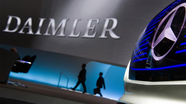 Hãng chế tạo xe ô tô Daimler thu hồi gần 1 triệu xe do lỗi liên quan túi khí - 0 Hãng chế tạo xe ô tô Daimler thu hồi gần 1 triệu xe do lỗi liên quan túi khí - 0