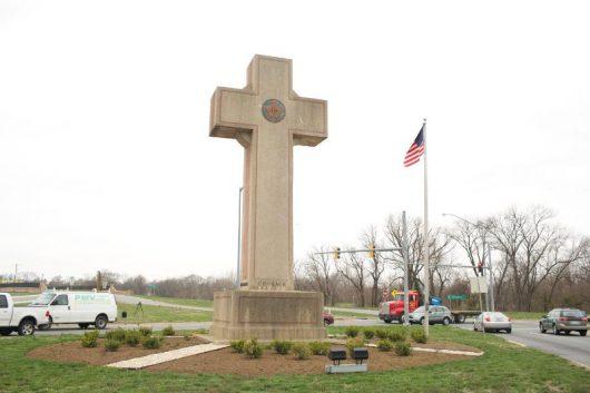 Thế giới đêm qua: Nga thử nghiệm xong tên lửa mới, Canada có lệnh cấm che mặt đầu tiên, Pháp phải hoàn trả 10 tỷ Euro cho các doanh nghiệp - 2