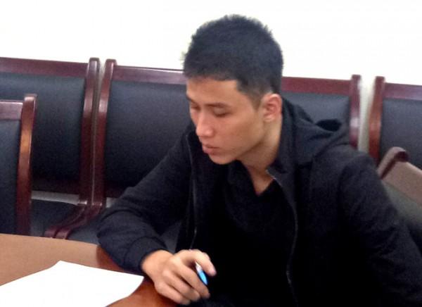 Mẹ khóc ngất, cả khu phố bàng hoàng khi biết tin nam sinh sư phạm sát hại người tình trong chung cư cao cấp Hà Nội - 0 Mẹ khóc ngất, cả khu phố bàng hoàng khi biết tin nam sinh sư phạm sát hại người tình trong chung cư cao cấp Hà Nội - 0