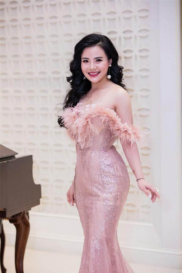 Quãng đường nhanh như chớp từ bán hàng online đến tập đoàn sở hữu nhiều đại sứ thương hiệu nhất Việt Nam - 1 Quãng đường nhanh như chớp từ bán hàng online đến tập đoàn sở hữu nhiều đại sứ thương hiệu nhất Việt Nam - 1