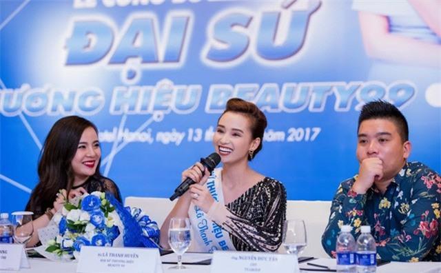 Quãng đường nhanh như chớp từ bán hàng online đến tập đoàn sở hữu nhiều đại sứ thương hiệu nhất Việt Nam - 5 Quãng đường nhanh như chớp từ bán hàng online đến tập đoàn sở hữu nhiều đại sứ thương hiệu nhất Việt Nam - 5