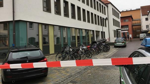 München - Nhân viên sở Nhi đồng bị bắt làm con tin! - 0 München - Nhân viên sở Nhi đồng bị bắt làm con tin! - 0