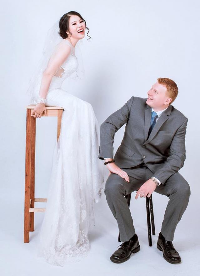 Chàng người Đức cao như cột điện yêu cô nàng nấm lùn Việt Nam - 6 Chàng người Đức cao như cột điện yêu cô nàng nấm lùn Việt Nam - 6