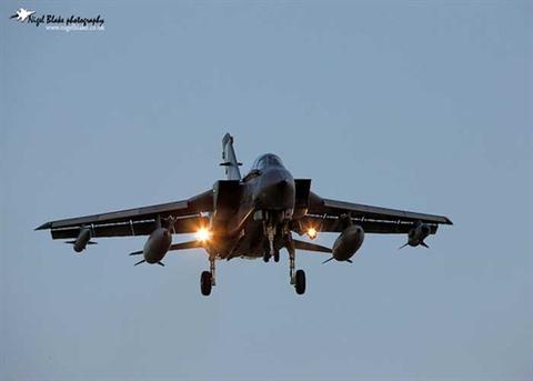 Đức thẳng tay loại Tornado sau chiến dịch tấn công IS - 0 Đức thẳng tay loại Tornado sau chiến dịch tấn công IS - 0
