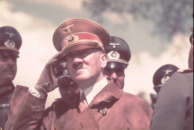 6 sai lầm quân sự lớn nhất khiến Hitler thảm bại, phải tự sát - 2 6 sai lầm quân sự lớn nhất khiến Hitler thảm bại, phải tự sát - 2