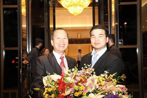 Cuộc hội ngộ của hai người con gốc Việt ưu tú - 1 Cuộc hội ngộ của hai người con gốc Việt ưu tú - 1