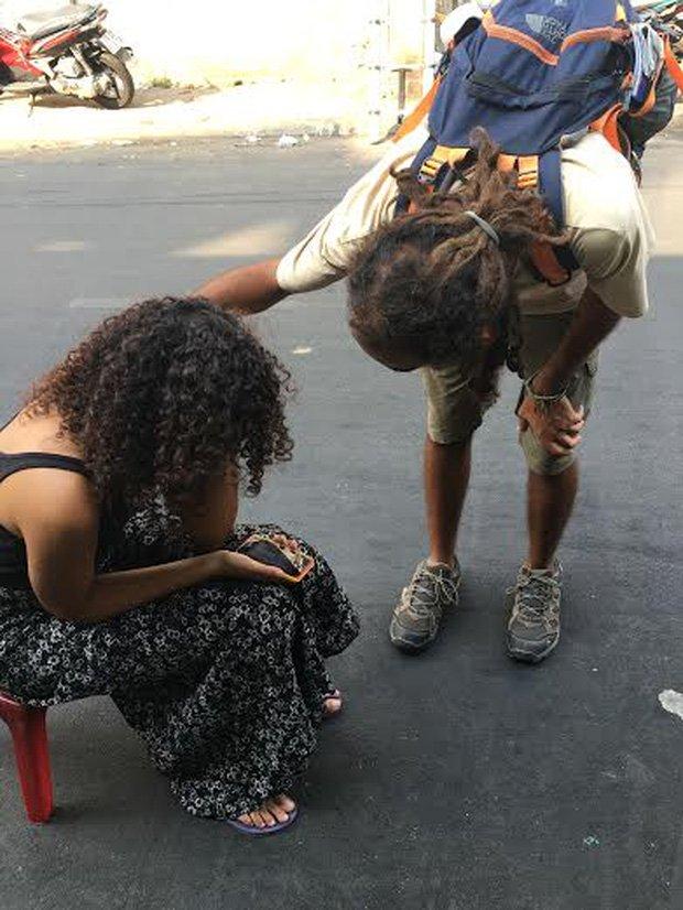 Khách Tây khóc nghẹn vì những “quả đắng” khi đến Việt Nam du lịch - 4