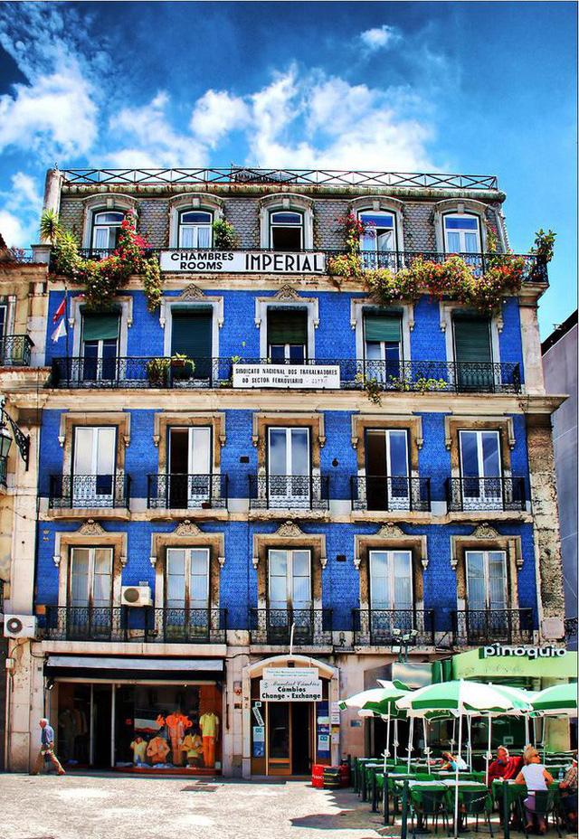 Hoá ra ở châu Âu vẫn còn một vùng đất đẹp lộng lẫy mà lại chẳng đắt đỏ tí nào - 4 Hoá ra ở châu Âu vẫn còn một vùng đất đẹp lộng lẫy mà lại chẳng đắt đỏ tí nào - 4