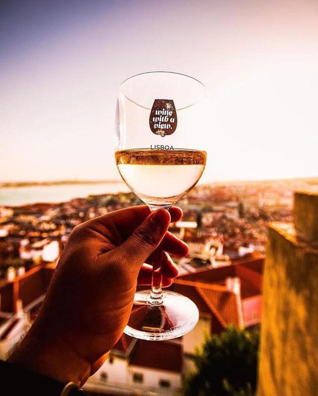 Hoá ra ở châu Âu vẫn còn một vùng đất đẹp lộng lẫy mà lại chẳng đắt đỏ tí nào - 23 Hoá ra ở châu Âu vẫn còn một vùng đất đẹp lộng lẫy mà lại chẳng đắt đỏ tí nào - 23