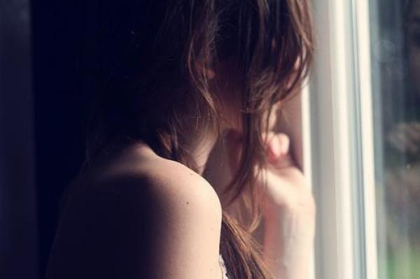 Đàn bà còn yêu, không ai cản nổi, đàn bà cạn tình, chẳng ai ngờ hết - 0 Đàn bà còn yêu, không ai cản nổi, đàn bà cạn tình, chẳng ai ngờ hết - 0