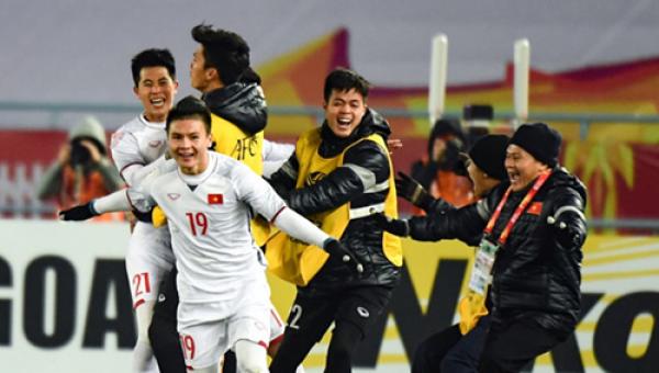 Chàng trai Việt ở Mỹ phấn khích vì U23 khiến hàng xóm gọi cảnh sát - 0 Chàng trai Việt ở Mỹ phấn khích vì U23 khiến hàng xóm gọi cảnh sát - 0