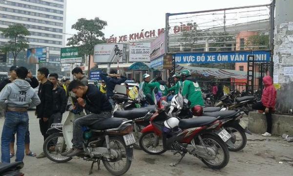 Xe ôm truyền thống và nước mắt thị thành - 0 Xe ôm truyền thống và nước mắt thị thành - 0