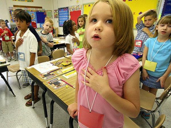 Vì sao trẻ em Mỹ rất tự tin, còn trẻ em Việt luôn tự ti? - 2 Vì sao trẻ em Mỹ rất tự tin, còn trẻ em Việt luôn tự ti? - 2