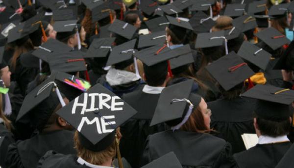 Tốt nghiệp bằng giỏi ở trường đại học danh tiếng nhưng không được công ty nào tuyển dụng, cô gái ngã ngửa khi biết lí do... - 1 Tốt nghiệp bằng giỏi ở trường đại học danh tiếng nhưng không được công ty nào tuyển dụng, cô gái ngã ngửa khi biết lí do... - 1