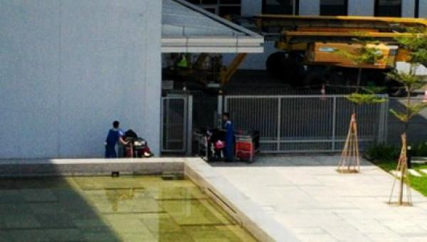 Lật tẩy chiêu trò “chôm” hành lý ở sân bay Việt Nam và mẹo hay phòng tránh - 1 Lật tẩy chiêu trò “chôm” hành lý ở sân bay Việt Nam và mẹo hay phòng tránh - 1