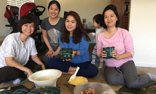 Tết ấm áp ở Mỹ của gia đình cậu bé Việt mắc bệnh teo cơ tủy - 0 Tết ấm áp ở Mỹ của gia đình cậu bé Việt mắc bệnh teo cơ tủy - 0