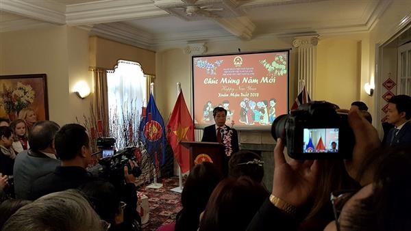 Rộn ràng Tết cộng đồng của kiều bào khắp năm châu - 12 Rộn ràng Tết cộng đồng của kiều bào khắp năm châu - 12