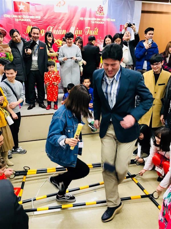 Rộn ràng Tết cộng đồng của kiều bào khắp năm châu - 16 Rộn ràng Tết cộng đồng của kiều bào khắp năm châu - 16