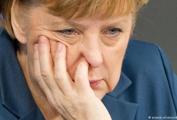 Hoàng hôn bà Merkel - 0 Hoàng hôn bà Merkel - 0