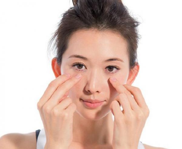 4 huyệt nắm giữ nhan sắc của bạn, biết chăm sóc sẽ giúp bạn trẻ mãi không già - 0 4 huyệt nắm giữ nhan sắc của bạn, biết chăm sóc sẽ giúp bạn trẻ mãi không già - 0