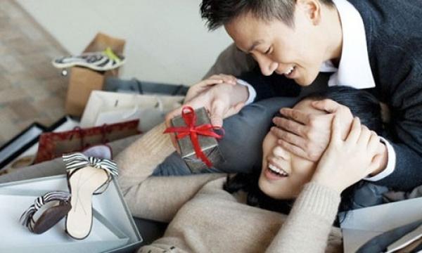Quà 8/3 của những anh chồng khiến vợ nhận mà run - 0 Quà 8/3 của những anh chồng khiến vợ nhận mà run - 0