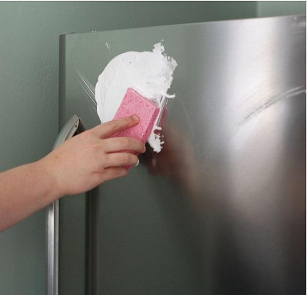 15 tuyệt chiêu giúp bạn trở thành ‘bậc thầy dọn dẹp’, đánh bóng vòi nước bằng kem đánh răng thật quá hay - 8