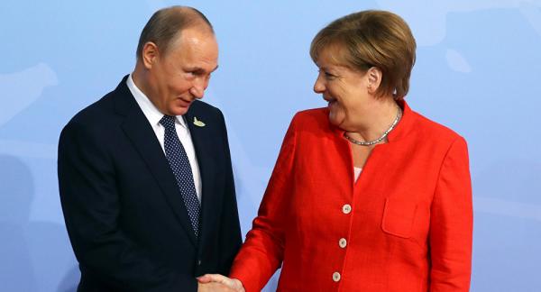 Thủ tướng Merkel thỉnh thoảng gửi tặng ông Putin bia Đức - 0 Thủ tướng Merkel thỉnh thoảng gửi tặng ông Putin bia Đức - 0