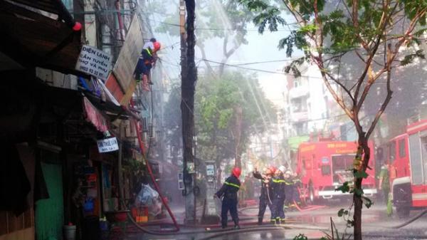 TP.HCM: Nhiều chung cư diễn tập PCCC theo kịch bản Carina Plaza - 1 TP.HCM: Nhiều chung cư diễn tập PCCC theo kịch bản Carina Plaza - 1