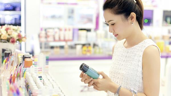 Những sản phẩm làm đẹp vô dụng chỉ khiến bạn tốn tiền - 0 Những sản phẩm làm đẹp vô dụng chỉ khiến bạn tốn tiền - 0