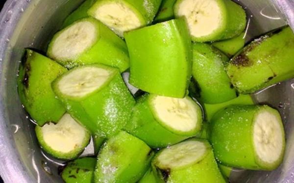 Trị dứt điểm đau dạ dày bằng chuối tiêu xanh kết hợp với mật ong - 1 Trị dứt điểm đau dạ dày bằng chuối tiêu xanh kết hợp với mật ong - 1