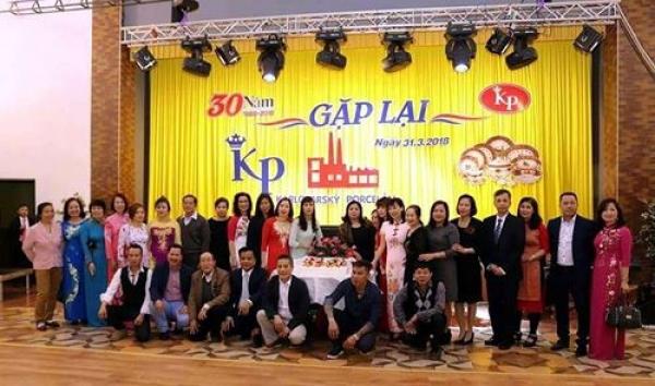 Sau 30 năm, những người Việt lao động ở Tiệp bây giờ ra sao? - 0 Sau 30 năm, những người Việt lao động ở Tiệp bây giờ ra sao? - 0