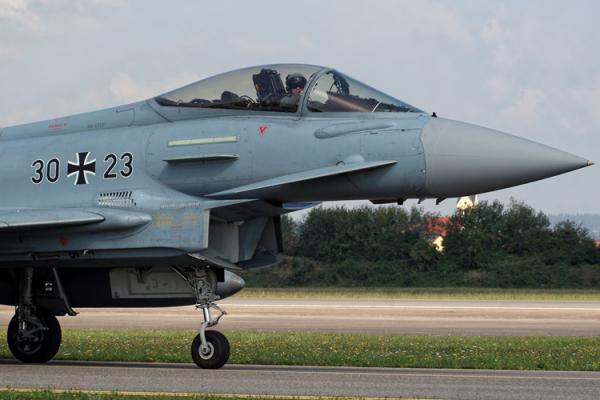 Không quân Đức khủng hoảng: Còn chưa tới 10 tiêm kích Eurofighter - 1 Không quân Đức khủng hoảng: Còn chưa tới 10 tiêm kích Eurofighter - 1