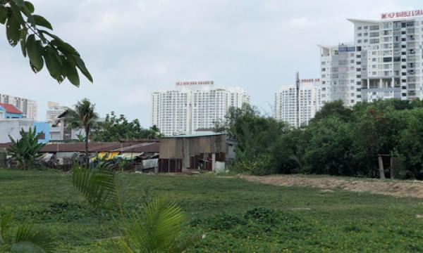 Phó Bí thư Tất Thành Cang chấp thuận bán 320.000 m2 đất công không đúng thẩm quyền - 1 Phó Bí thư Tất Thành Cang chấp thuận bán 320.000 m2 đất công không đúng thẩm quyền - 1