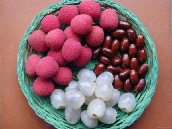 6 bài thuốc hay từ quả vải: Phòng sỏi mật, chữa đau dạ dày mạn tính… - 1 6 bài thuốc hay từ quả vải: Phòng sỏi mật, chữa đau dạ dày mạn tính… - 1