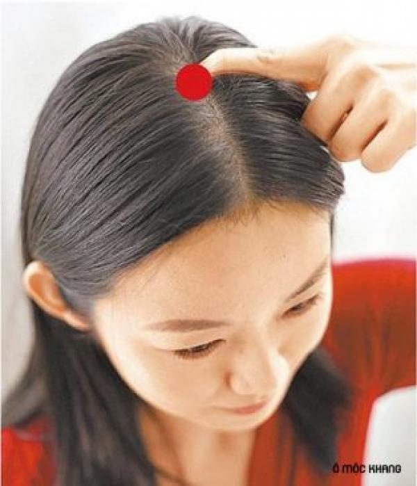8 huyệt vị giúp bạn cắt ngay cơn đau đầu mà không cần dùng thuốc - 8 8 huyệt vị giúp bạn cắt ngay cơn đau đầu mà không cần dùng thuốc - 8