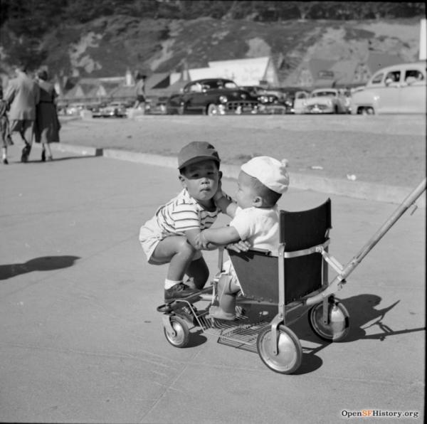 Ảnh độc chuyến du hí của người Việt ở Mỹ năm 1951 - 3 Ảnh độc chuyến du hí của người Việt ở Mỹ năm 1951 - 3