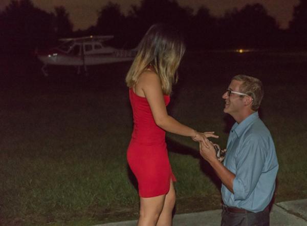 Anh phi công Mỹ trúng sét ái tình với cô y tá Việt - 2 Anh phi công Mỹ trúng sét ái tình với cô y tá Việt - 2