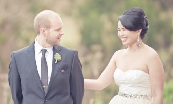 Bật khóc trước lời cầu hôn của một “Giám đốc tây khó tính” - 0 Bật khóc trước lời cầu hôn của một “Giám đốc tây khó tính” - 0