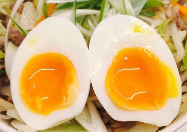 Chuyên gia khẳng định: Ăn trứng gà theo cách này, lợi ích thì ít mà tác hại vô cùng lớn - 2 Chuyên gia khẳng định: Ăn trứng gà theo cách này, lợi ích thì ít mà tác hại vô cùng lớn - 2