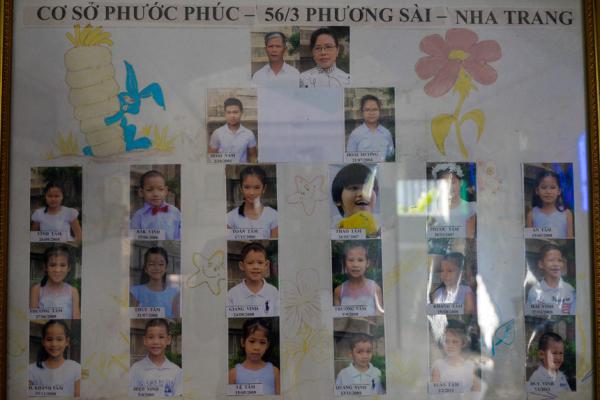Người cha của 20 đứa trẻ cưu mang 200 bà bầu - 14 Người cha của 20 đứa trẻ cưu mang 200 bà bầu - 14