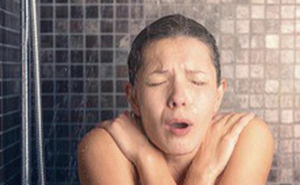 Những điều cấm kỵ khi tắm vào mùa hè - 1 Những điều cấm kỵ khi tắm vào mùa hè - 1