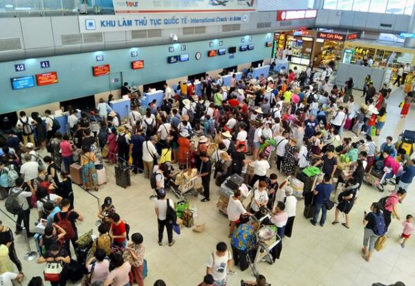 Tại sao khách Trung Quốc không phải cởi áo khoác khi nhập cảnh? - 0 Tại sao khách Trung Quốc không phải cởi áo khoác khi nhập cảnh? - 0